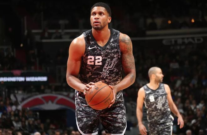 面和细腻的 面和细腻的