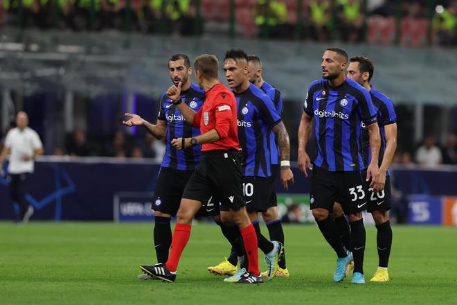 理论上具备 理论上具备