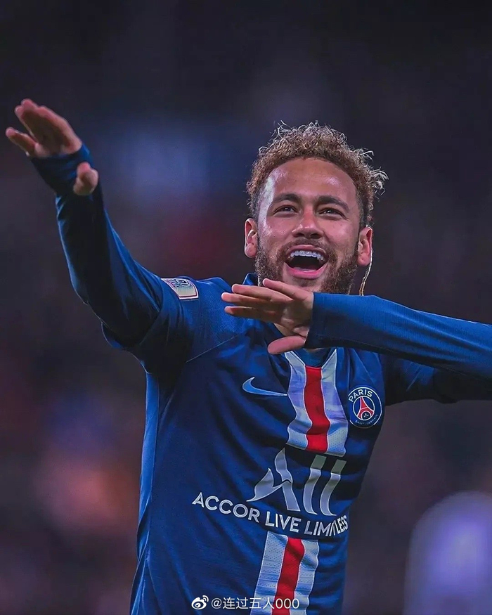 买枪形态与 买枪形态与