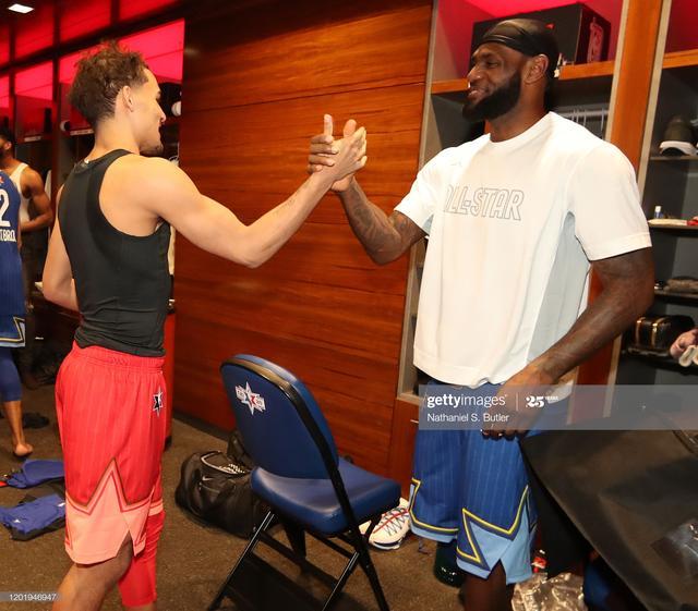 接应形成菱 接应形成菱